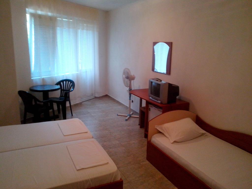 Guest House Krasi Черноморець Номер фото